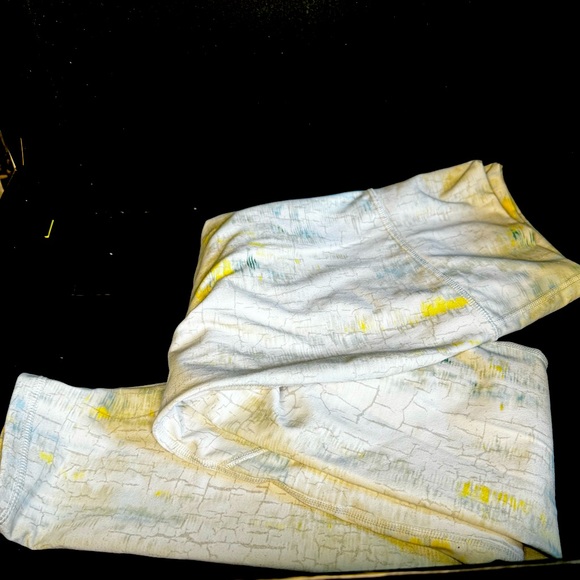 Fabletics, Define PowerHold® High-Waisted Legging, excellent used condition - Picture 7 of 8